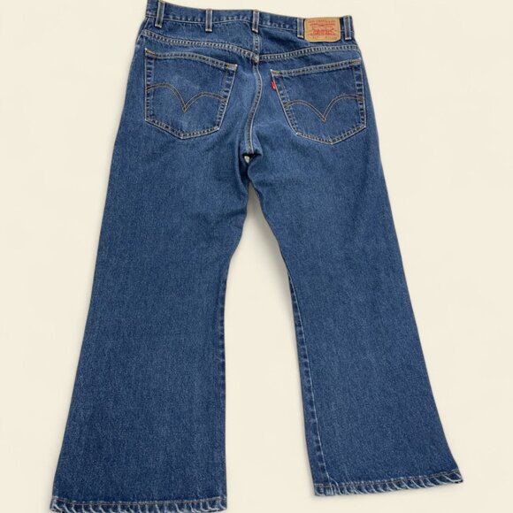 Levi's Blue Bootcut Jeans for Men - Picture 2 of 15